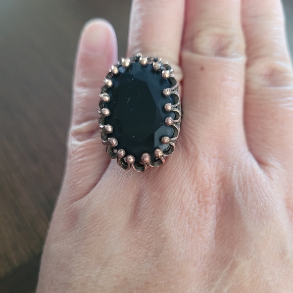 CasualWomen'sRing - Picture 4 of 7